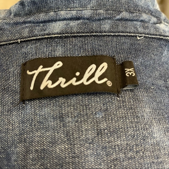 Thrive Sleeveless High Low Button Down Shirt - Picture 9 of 12